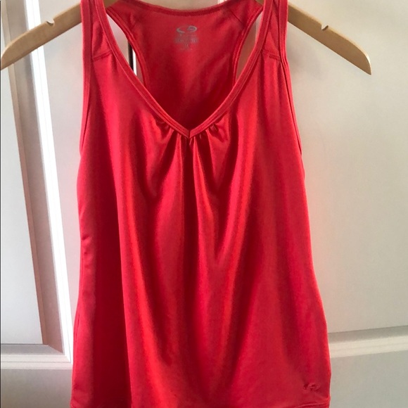 black sweater with zipper